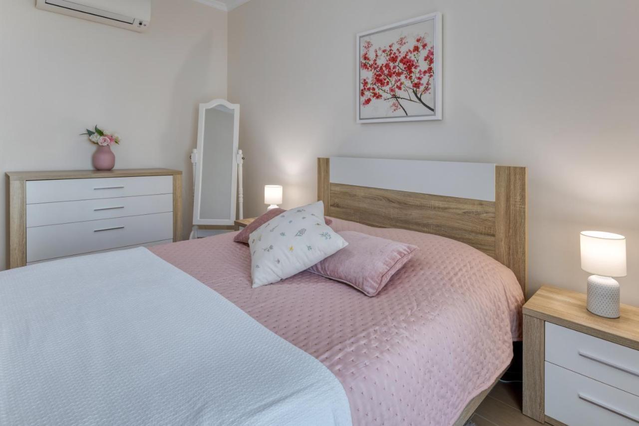Rocha Prime Luxury Apartment Портиман Екстериор снимка