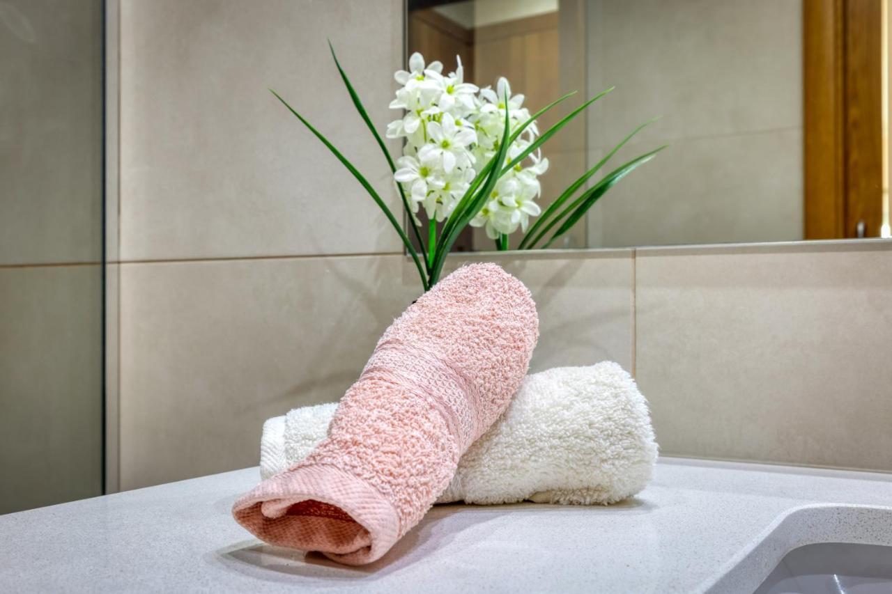 Rocha Prime Luxury Apartment Портиман Екстериор снимка